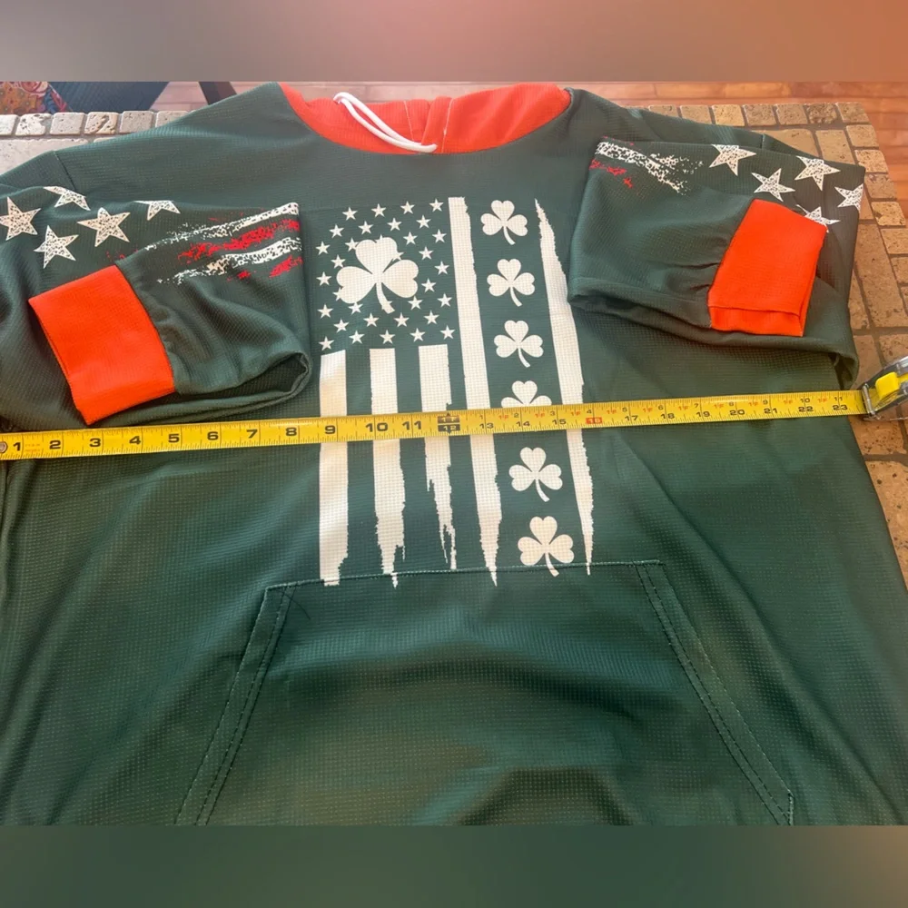 Men’s Irish Flag Shamrock Hoodie St Patrick’s Day Green Medium NWT